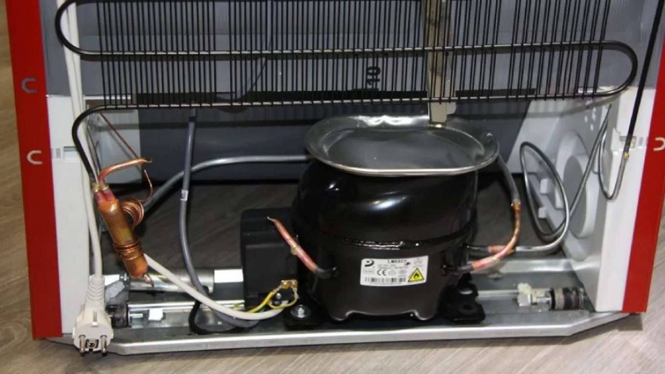 Description of the mechanical components of the refrigerator Description of the mechanical components of the refrigerator
